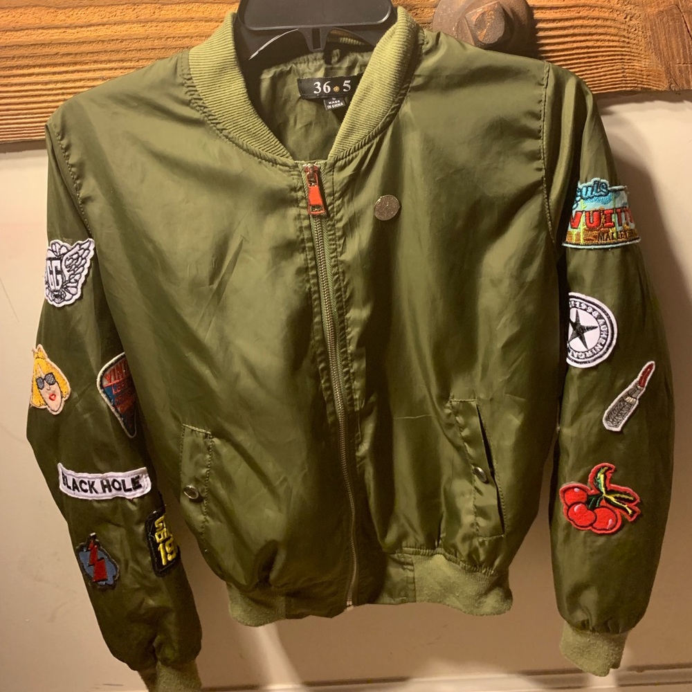 Bomber jacket